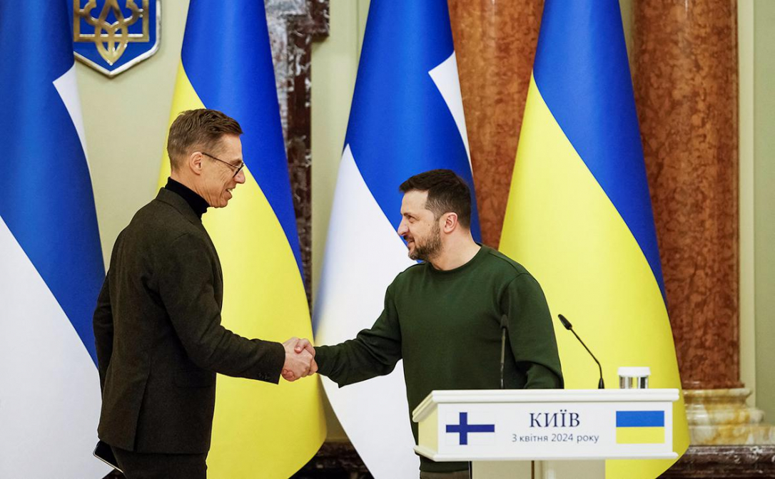 Стубб прибыл с визитом в Украину