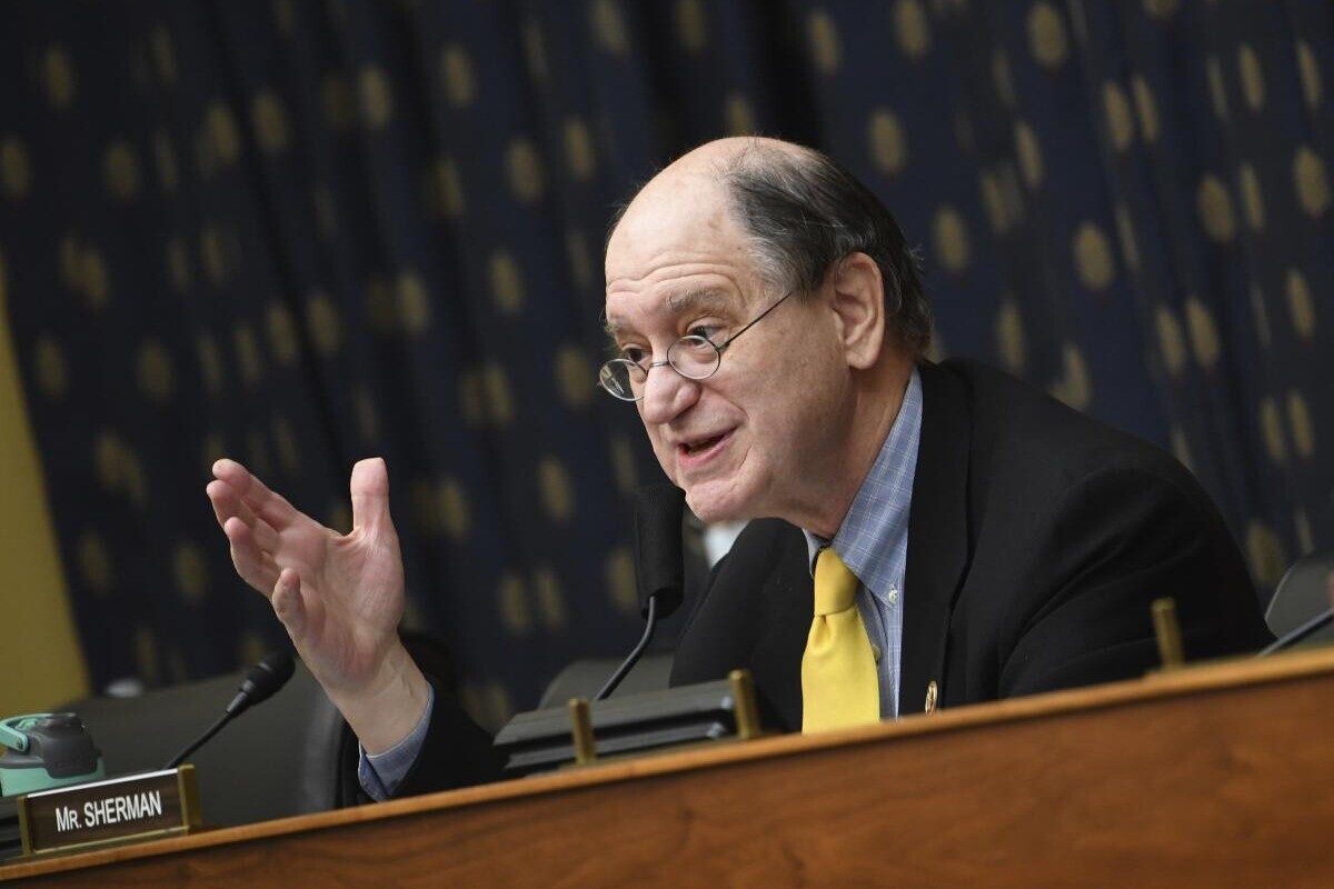 Армянские лоббисты хотят лишить Трампа полномочий, связанных с Азербайджаном