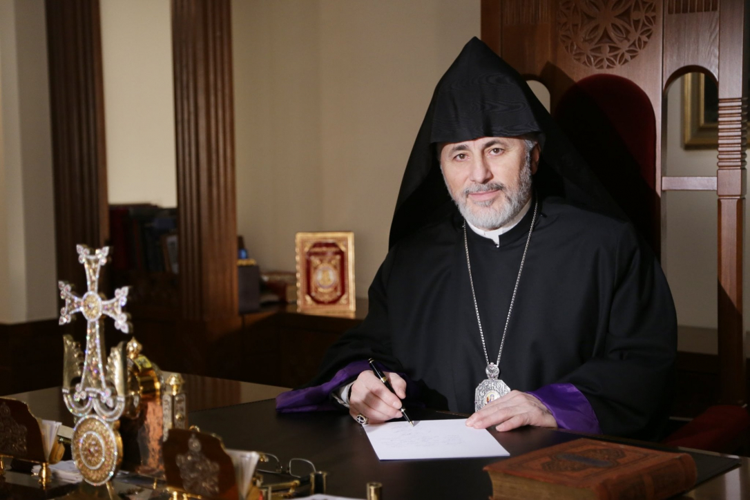 Брат католикоса всех армян попал в список врагов Украины