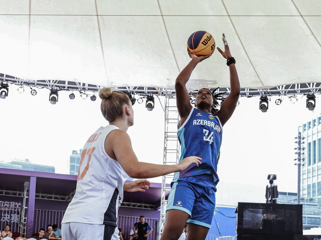 Азербайджан победил Нидерланды и вышел в финал Женской Мировой серии