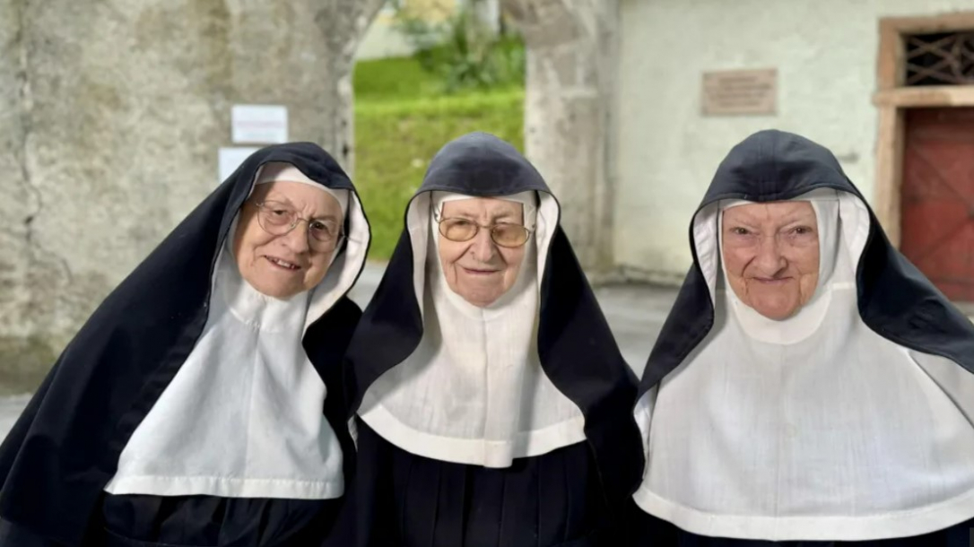 Драматическое возвращение: монахини против дома престарелых