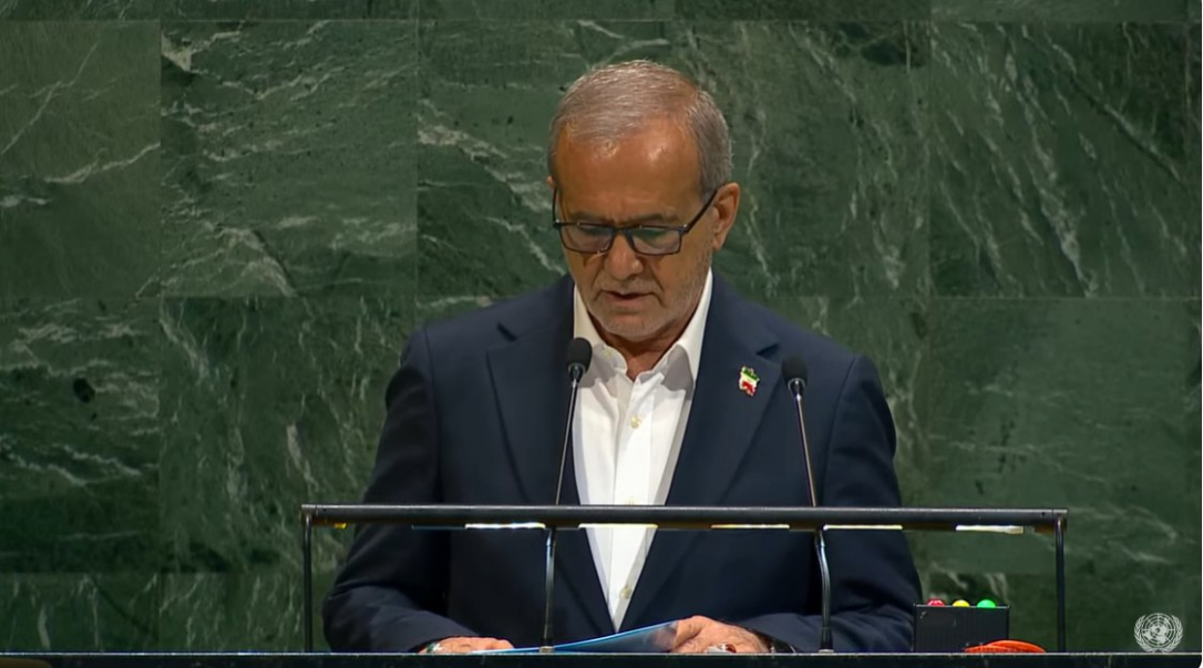 Пезешкиан поддержал мирный процесс между Баку и Ереваном