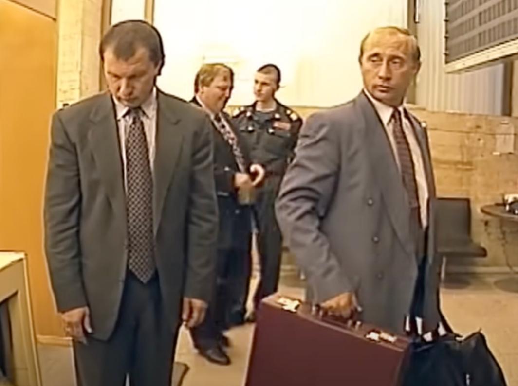 Роман Путина в квартире Сечина привёл к скандалу в семье