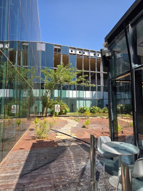 Хуситы ударили по израильскому аэропорту