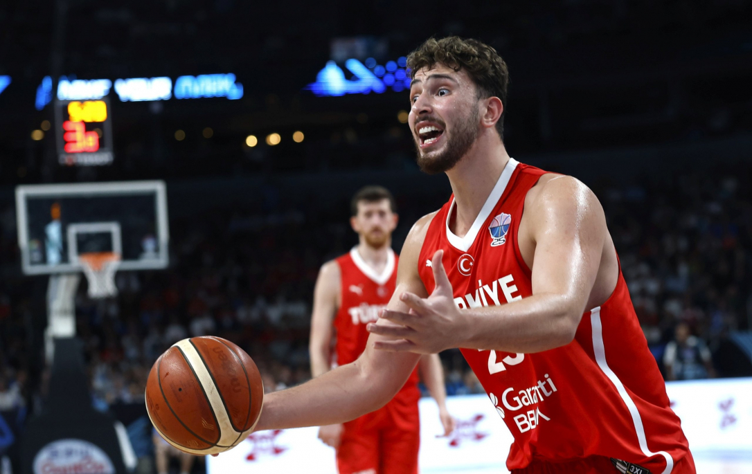 Турция завоевала серебро Евробаскета