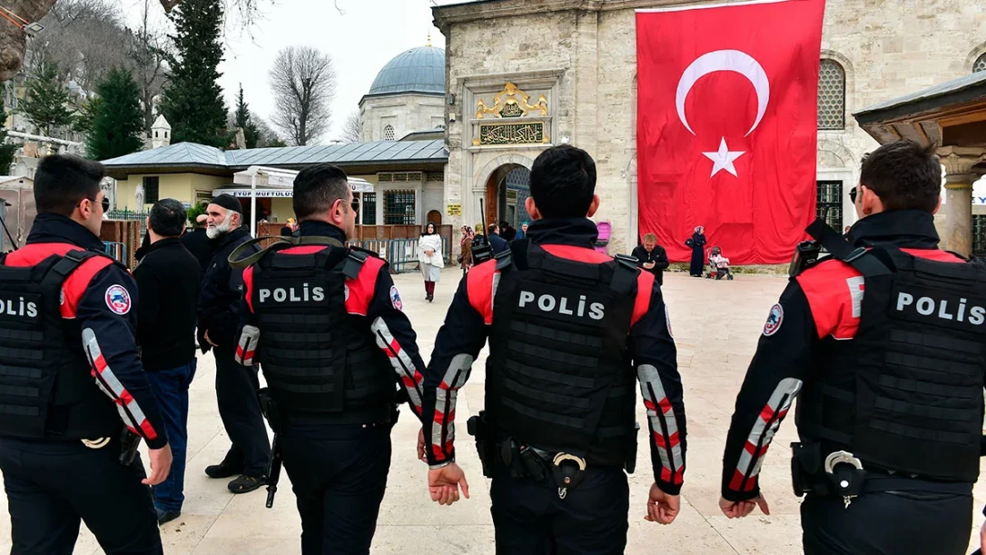 Масштабная операция в Турции: задержаны 161 человек