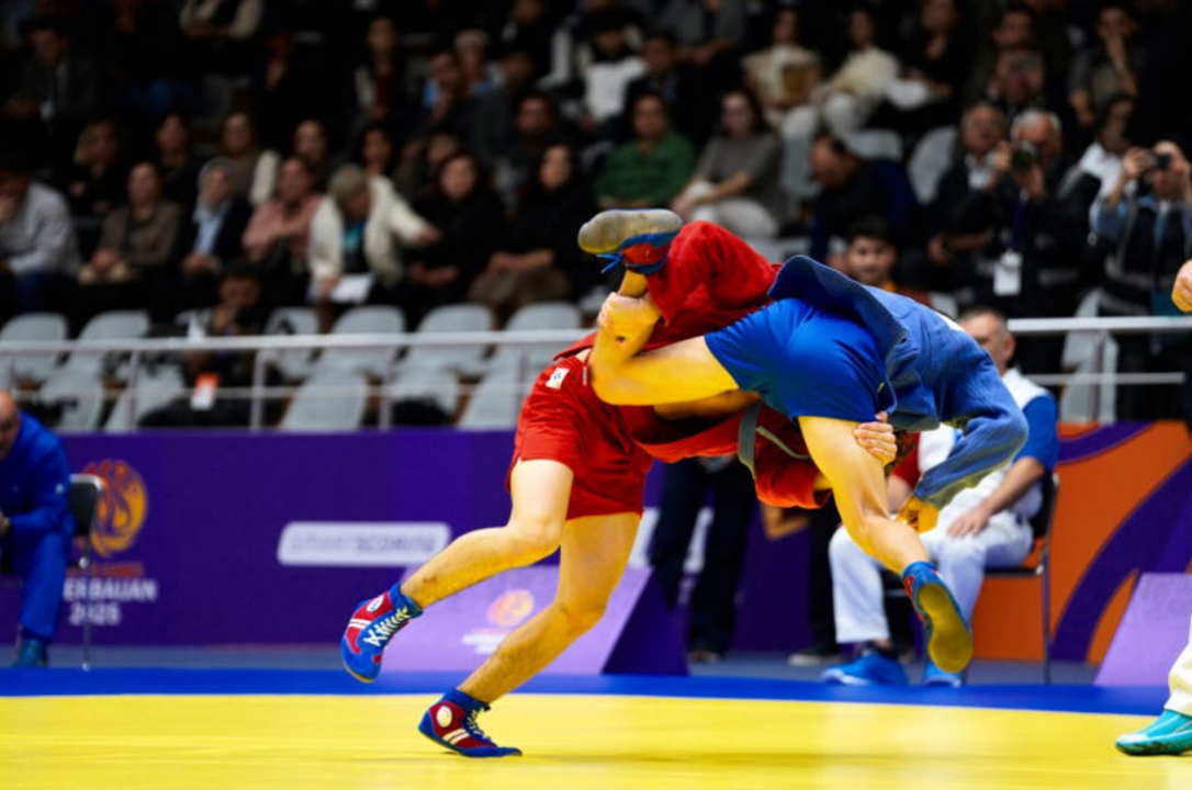 Азербайджанские самбисты блистательно выступили на Играх СНГ