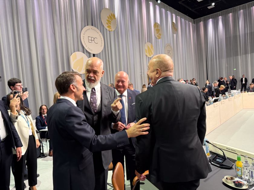 «Поздравьте нас с Алиевым»: Рама пошутил с Макроном над оговоркой Трампа