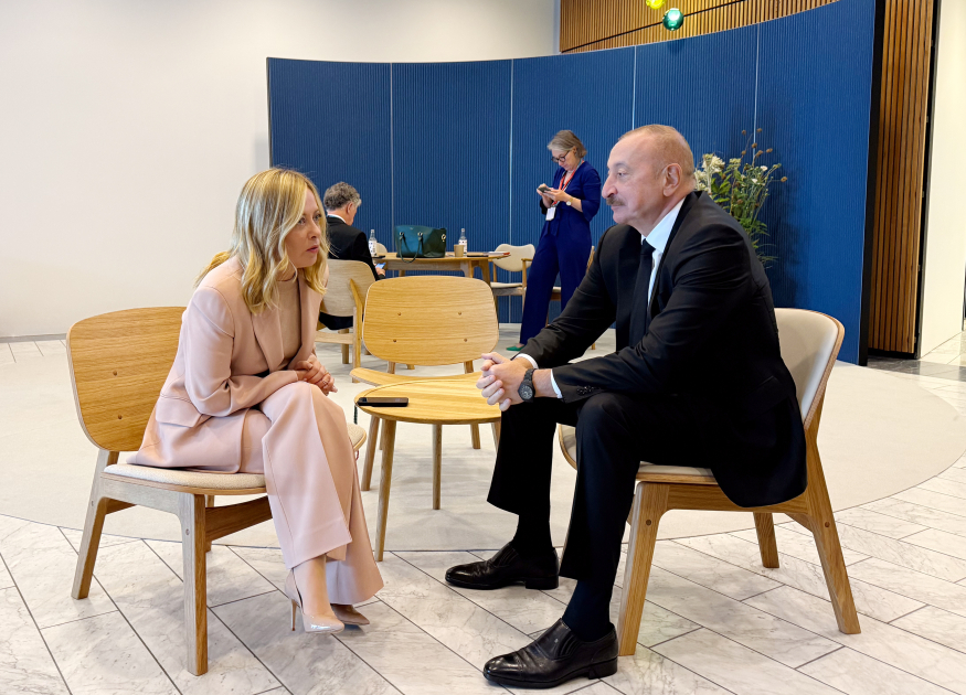 Ильхам Алиев встретился в Копенгагене с Джорджией Мелони