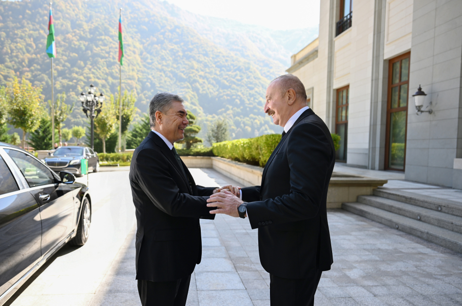 Ильхам Алиев встретился в Габале с Гурбангулы Бердымухамедовым