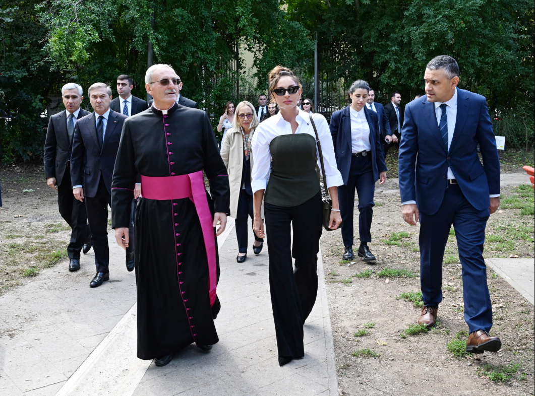 Мехрибан Алиева на открытии проекта реставрации катакомб в Ватикане