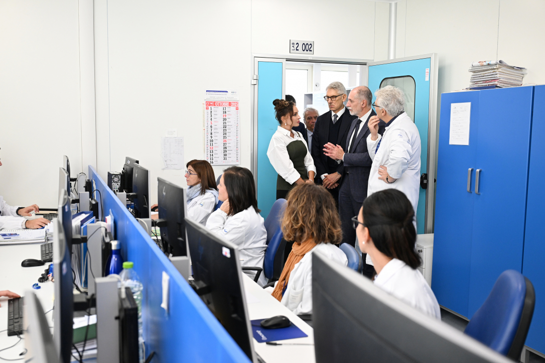 Мехрибан Алиева посетила крупнейшую в Европе педиатрическую больницу Bambino Gesu