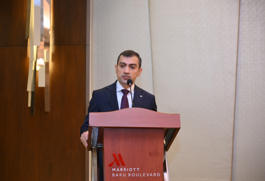 Азербайджан произведет новый спутник и запустит на ракете Илона Маска