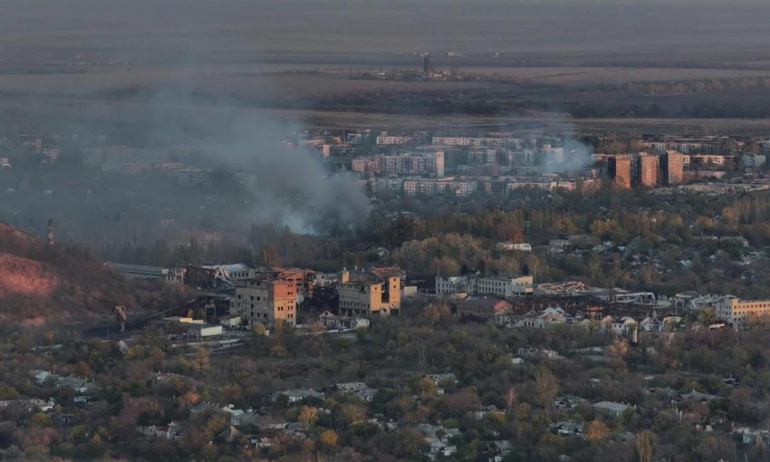 Критическая ситуация в Покровске: в городе идут жестокие бои