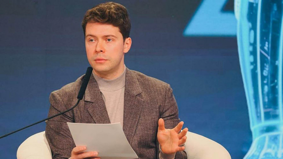 Илья Медведев