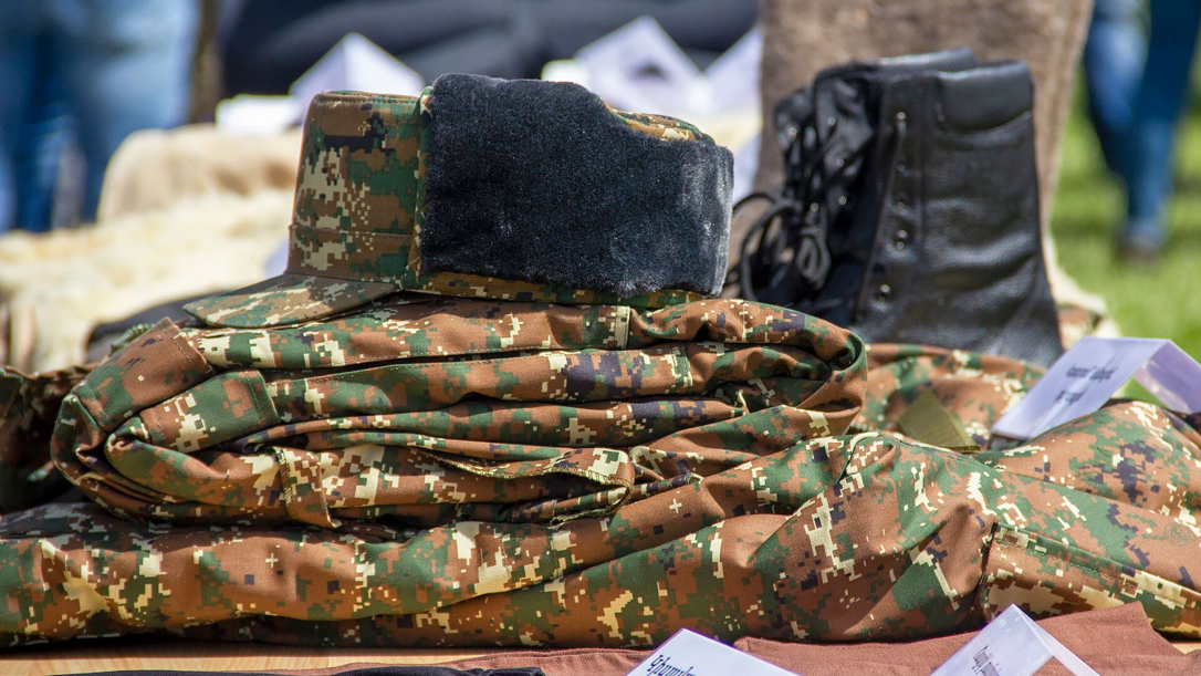 Армения отказывается от военной формы советского образца