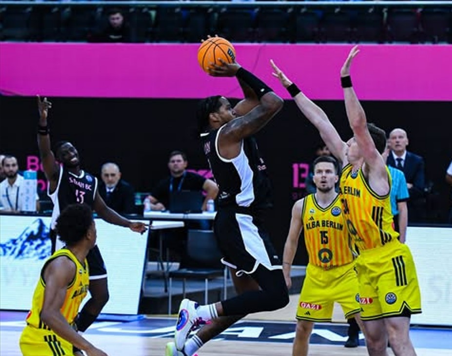 Баскетболисты "Сабаха" уступили на своем поле немецкой "Альбе"