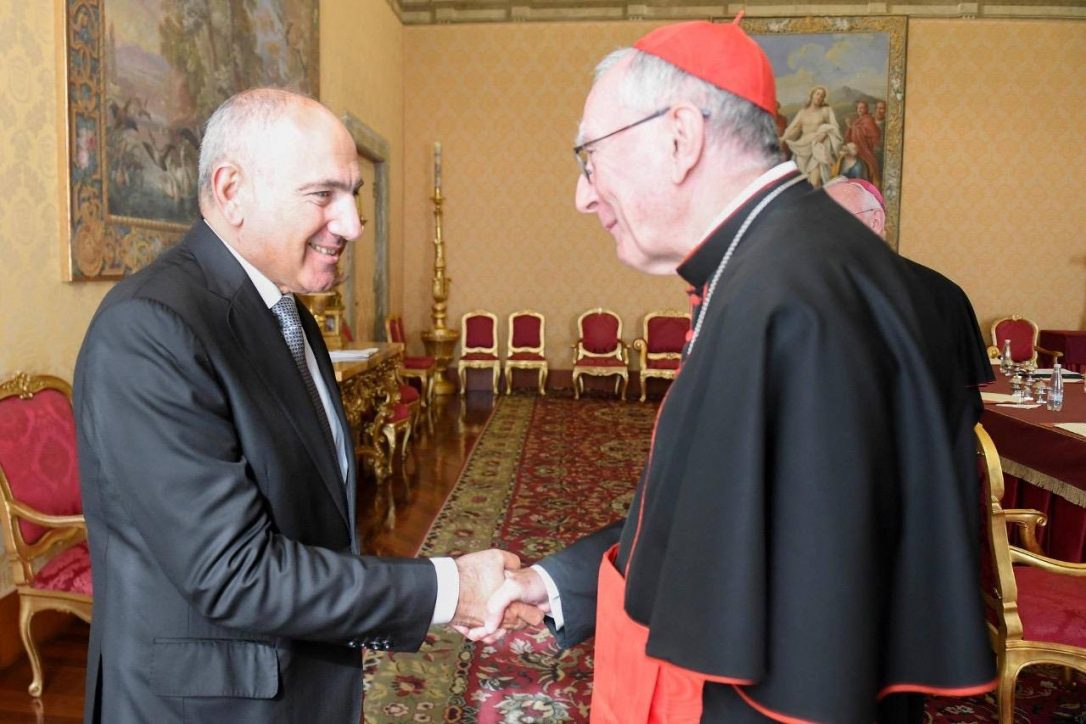 Пашинян обсудил с госсекретарём Святого Престола мир с Азербайджаном
