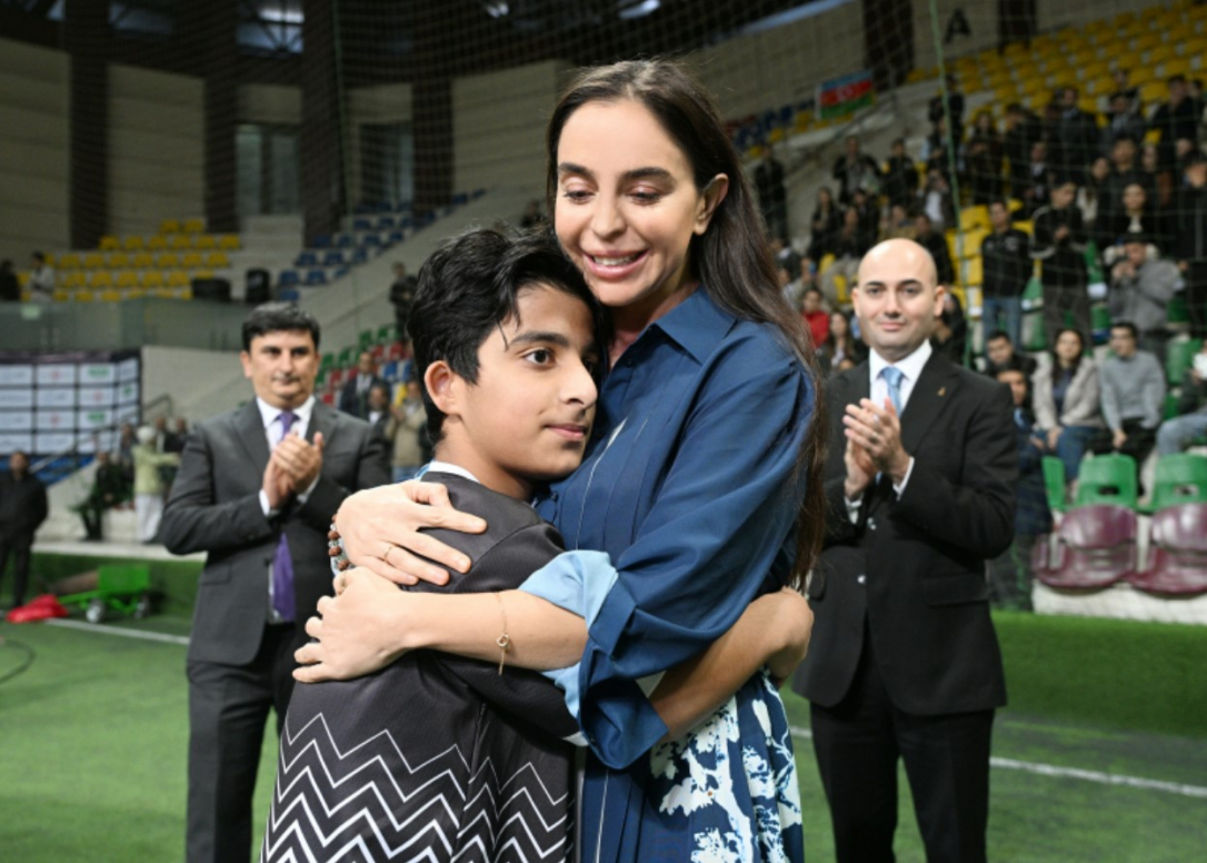 По инициативе Лейлы Алиевой прошел турнир по мини-футболу среди детских домов