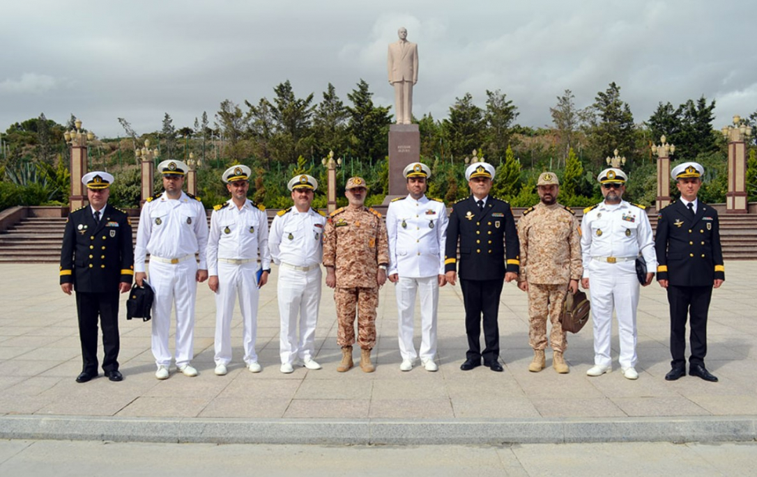 Иранские боевые корабли прибыли в Баку