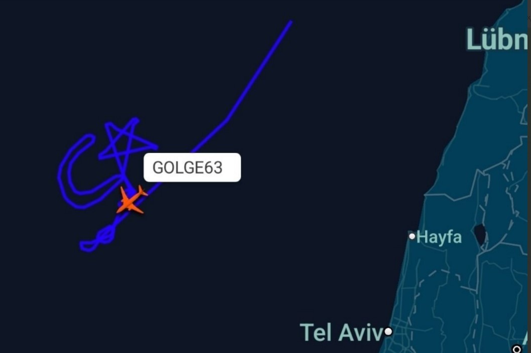Турецкий дрон отметил достижение мира в Газе изображением звезды и полумесяца