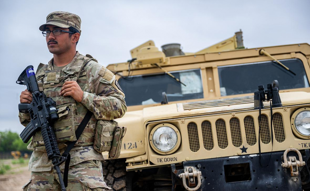 Трамп отправил нацгвардейцев в Орегон и Иллинойс