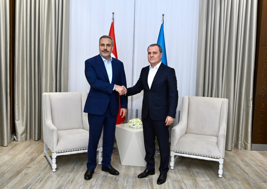 Байрамов провел встречу с Фиданом