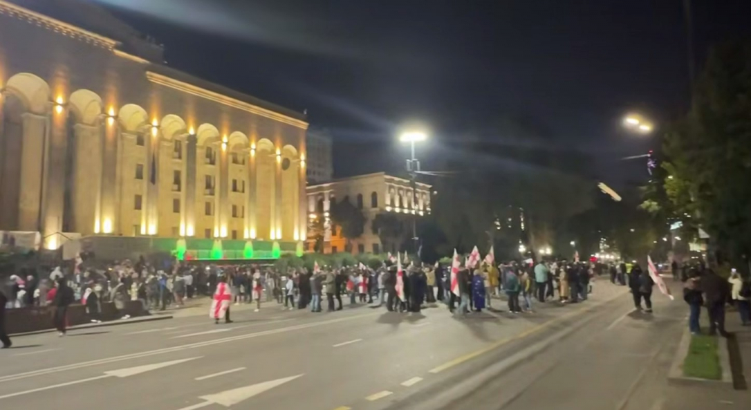 Протесты в Тбилиси возобновились