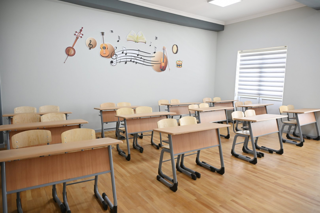 В русском секторе в Азербайджане все больше предметов будут преподаваться на азербайджанском языке