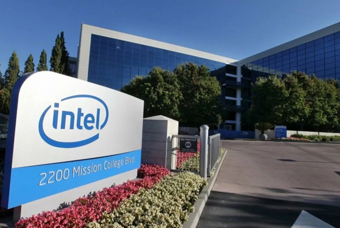 Десятки тысяч сотрудников Intel потеряли работу