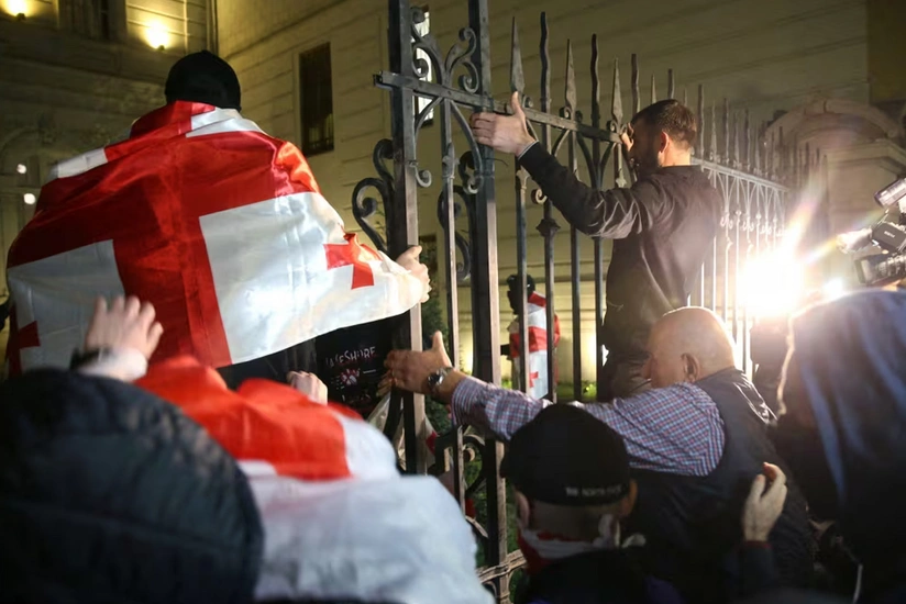 В Грузии продолжаются аресты участников штурма президентского дворца