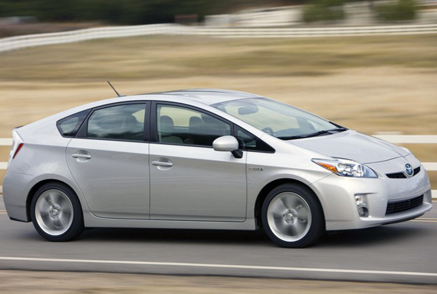 В России хотят узаконить регистрацию угнанных авто из международного розыска