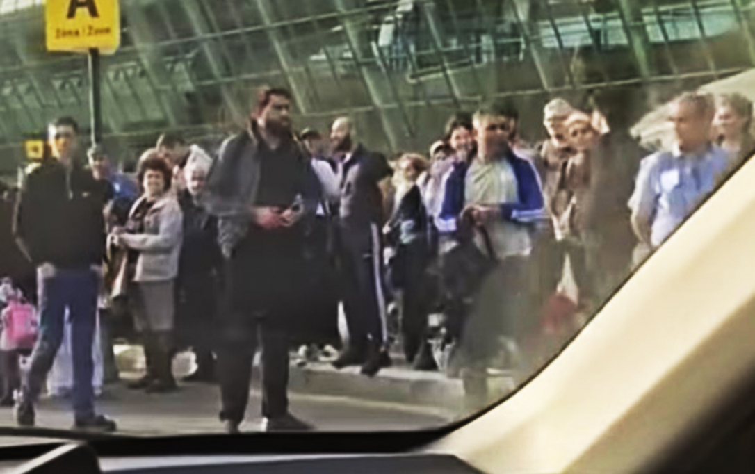 Ситуация в бакинском аэропорту после новых правил для такси