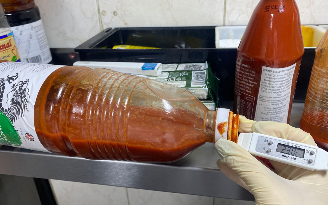 В Баку за антисанитарию закрыли Sushi Club