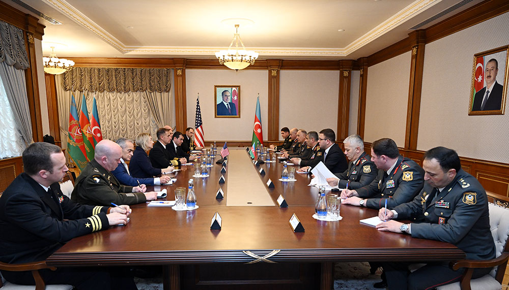 Азербайджан и США обсудили новые перспективы военного сотрудничества