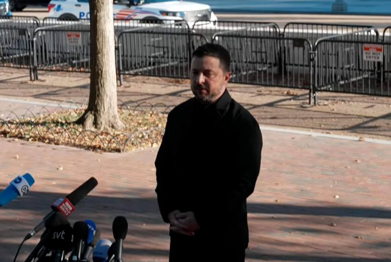 Зеленский: Мы решили с Трампом не говорить публично о "Томагавках" 1 Зеленский: Мы решили с Трампом не говорить публично о "Томагавках"