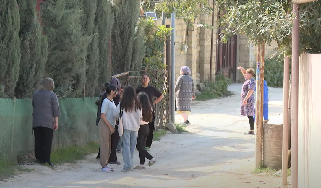 Жители Бинагадинского района вынуждены покупать воду «с колес»