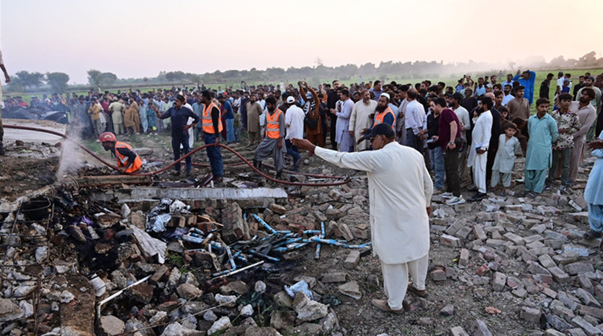 Взрыв на фабрике фейерверков в Пакистане: есть погибшие