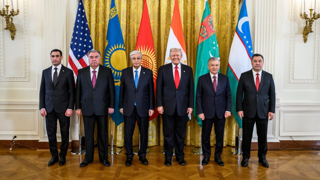 Почему Азербайджан стал для Центральной Азии «пробкой от бутылки шампанского»