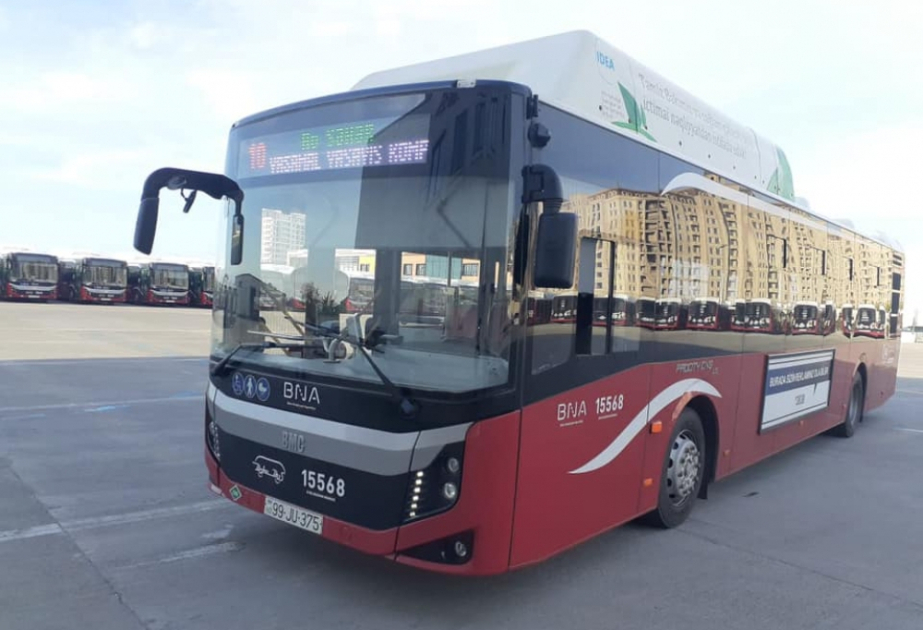 В Баку в автобусе скончался пассажир