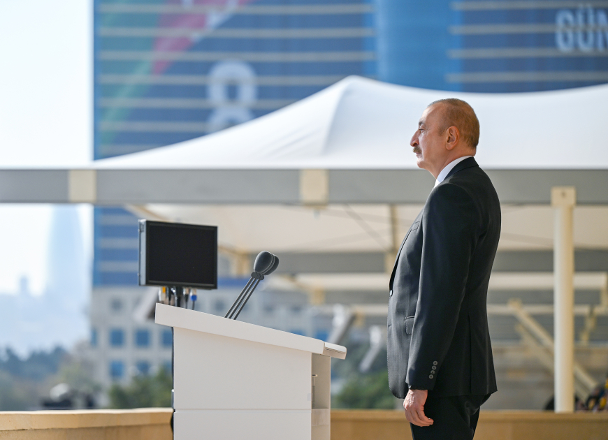 Ильхам Алиев поделился публикацией о военном параде в Баку