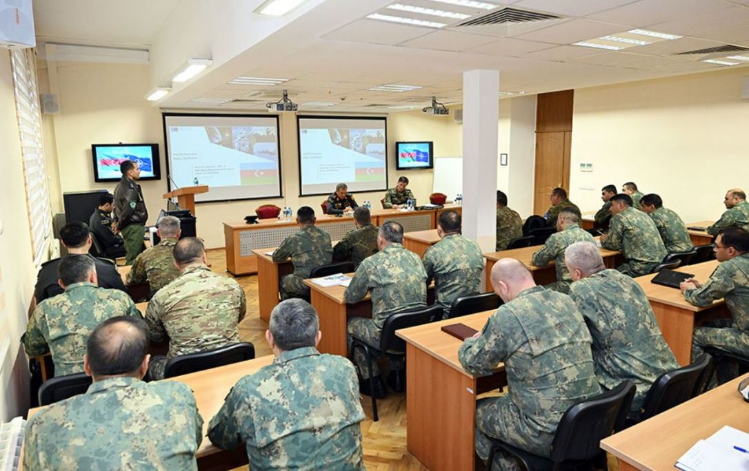 Азербайджан углубляет сотрудничество с НАТО через уникальный курс