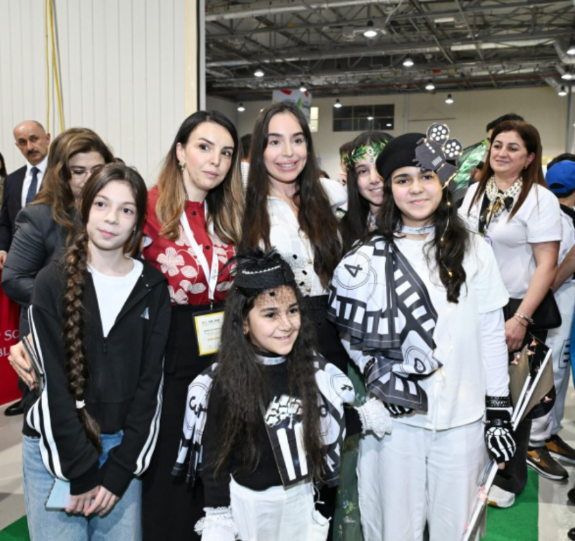 Лейла, Арзу и Алена Алиевы посетили Международный фестиваль STEAM Азербайджан