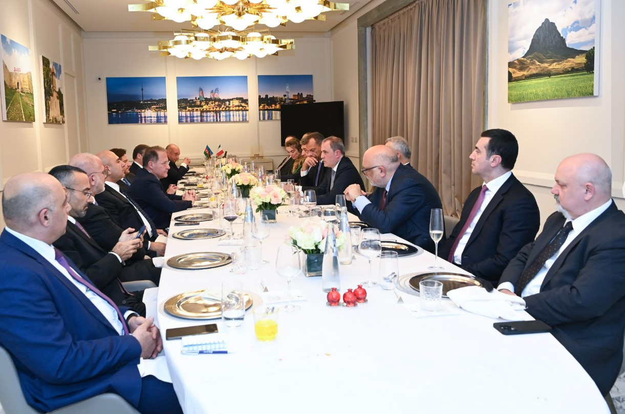 Байрамов: Благодарим итальянских друзей за содержательный диалог