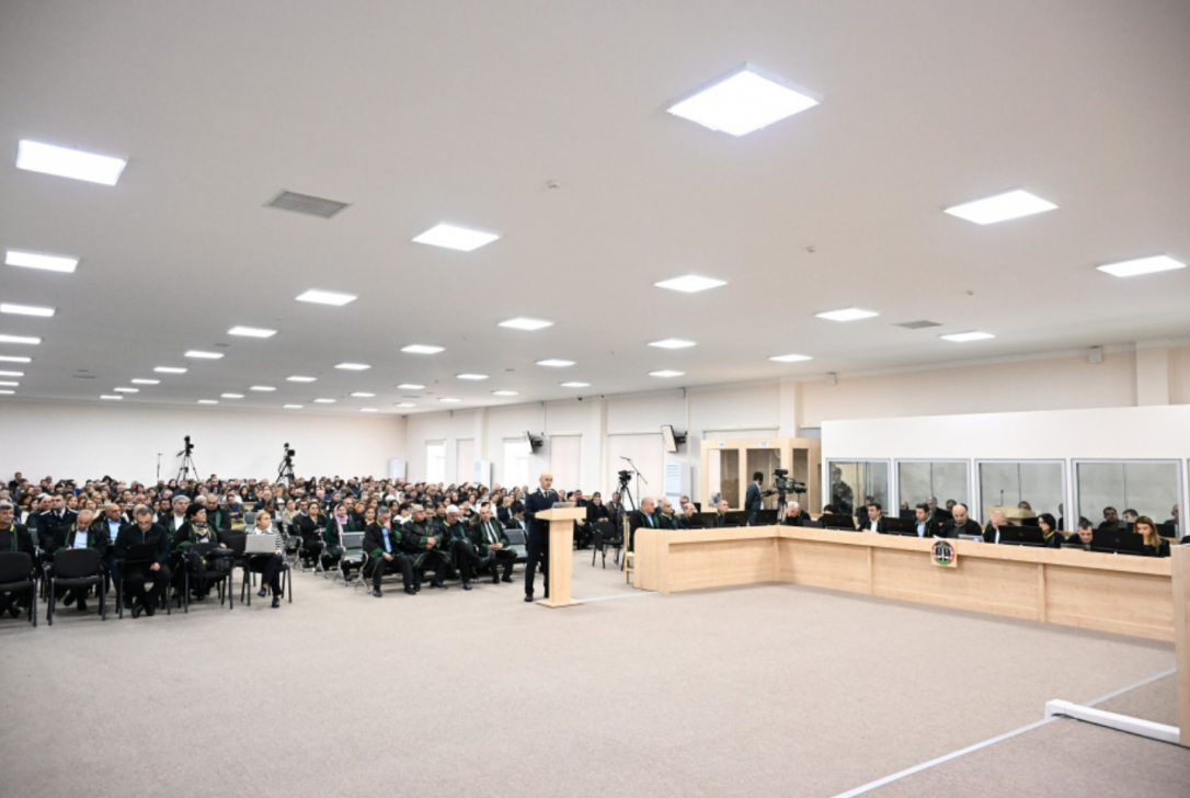 Фигурантов судебного процесса в Баку обвинили в преступлениях против человечности