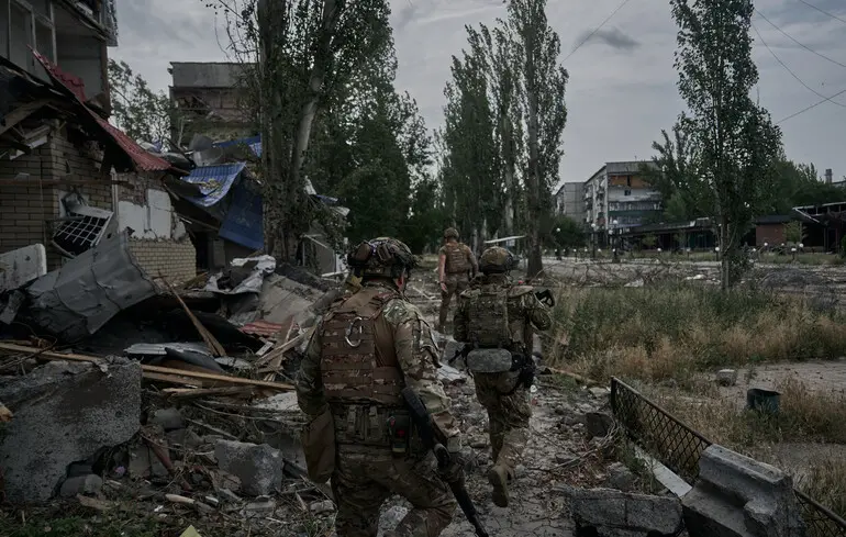 Генштаб ВСУ о ситуации в Покровске: Окружения украинских подразделений нет