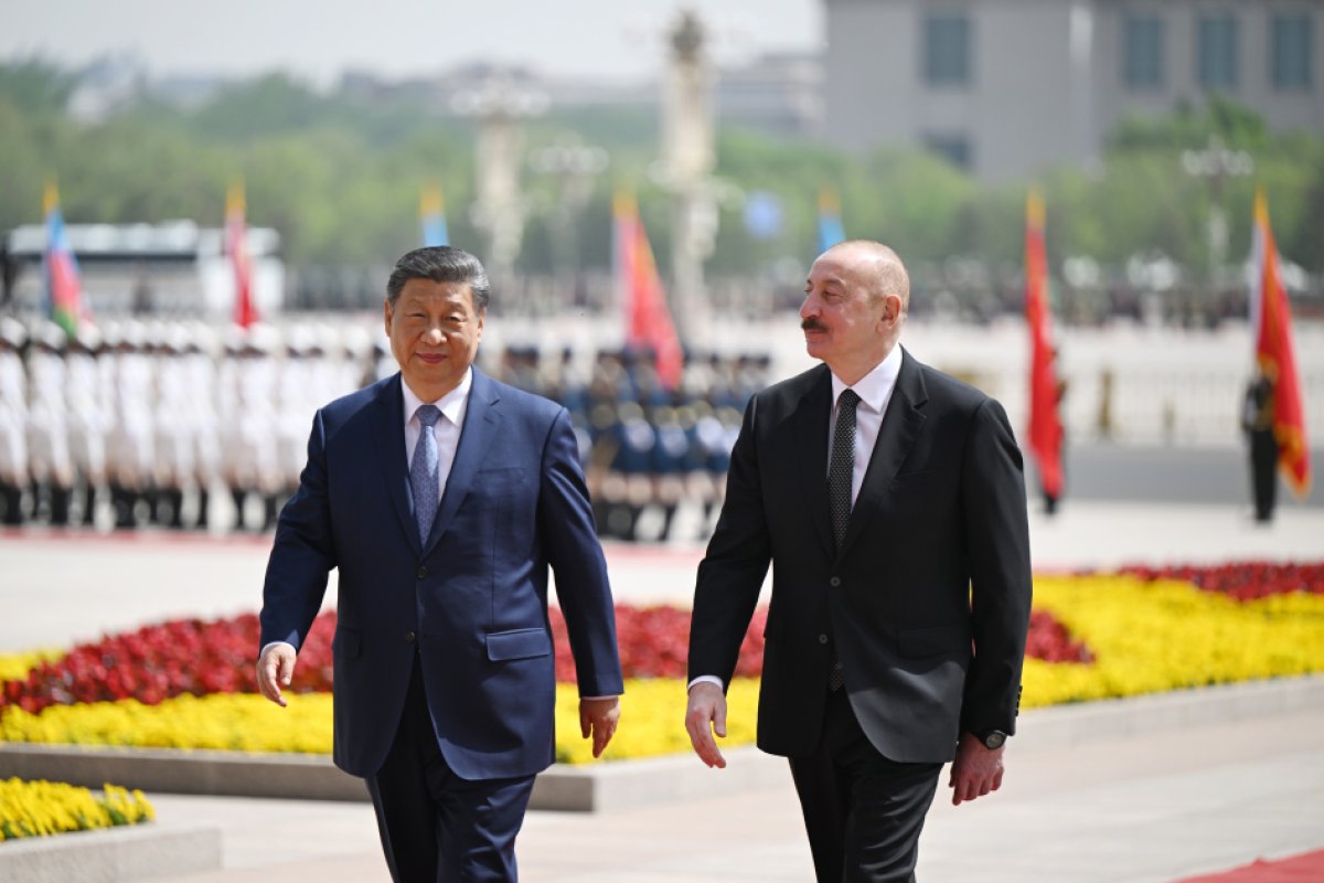 Ильхам Алиев выразил соболезнования Си Цзиньпину