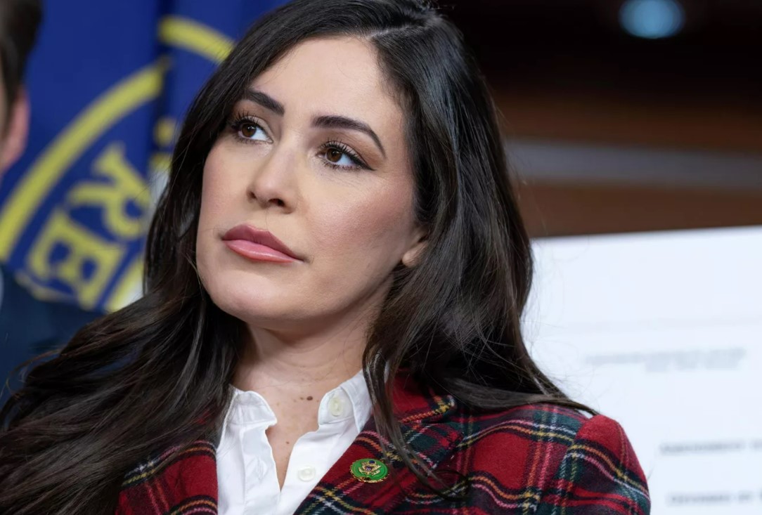 Конгрессвумен Луна сделала резонансное заявление о Дмитриеве 2 Конгрессвумен Луна сделала резонансное заявление о Дмитриеве