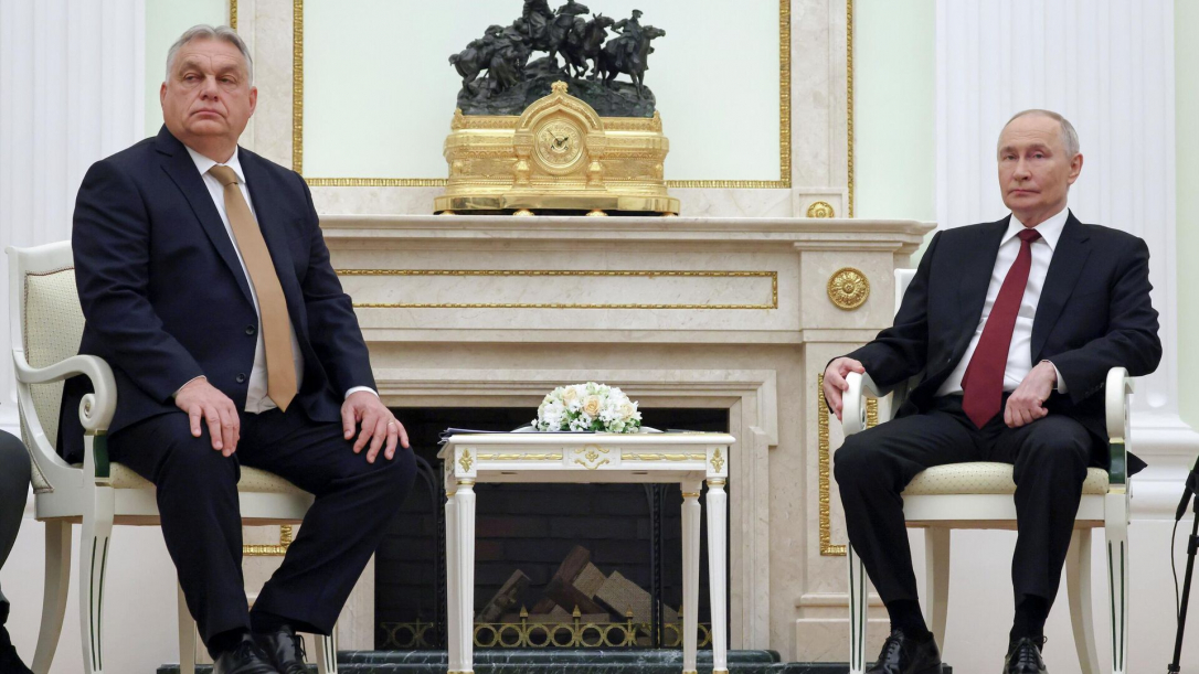 Сийярто: Венгрия не обязана спрашивать ЕС разрешение на визиты Орбана в Москву