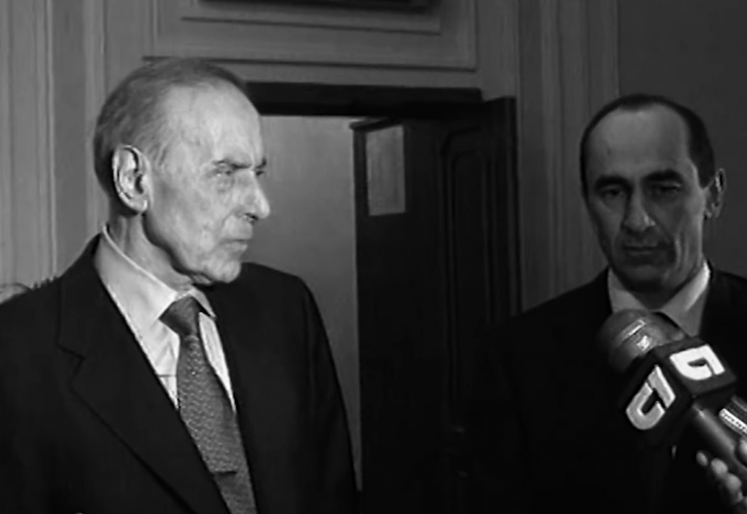 Гроссмейстерская дипломатия Гейдара Алиева. Как хунта лишилась места за столом переговоров